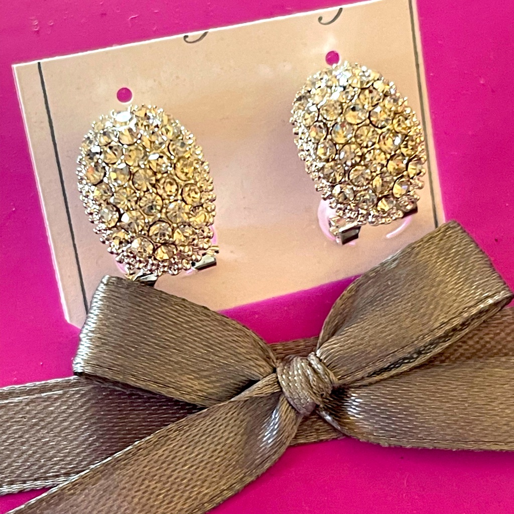 Czs In Platinum Plate Clutchie Earrings Pierced